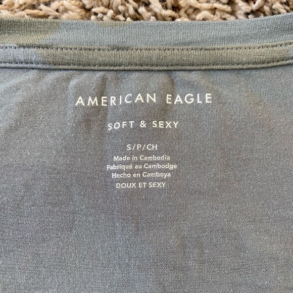 American Eagle t-shirt Size S - Picture 3 of 3